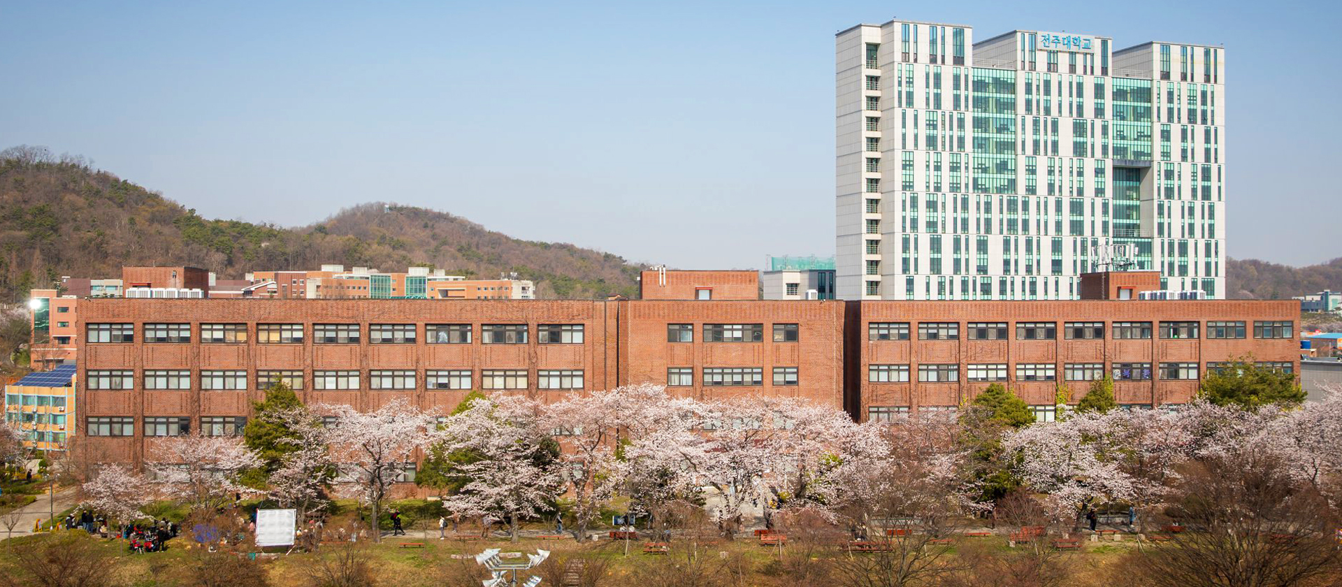 사회 속에 꼭 필요한 공공인재로 성장한다!